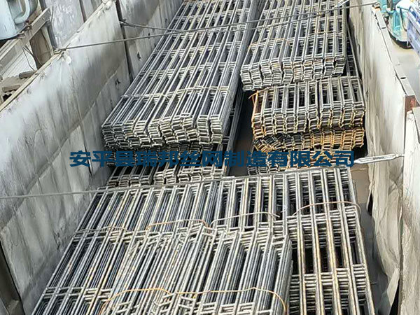 普通鋼筋梯子梁/鋼筋托梁圖片2