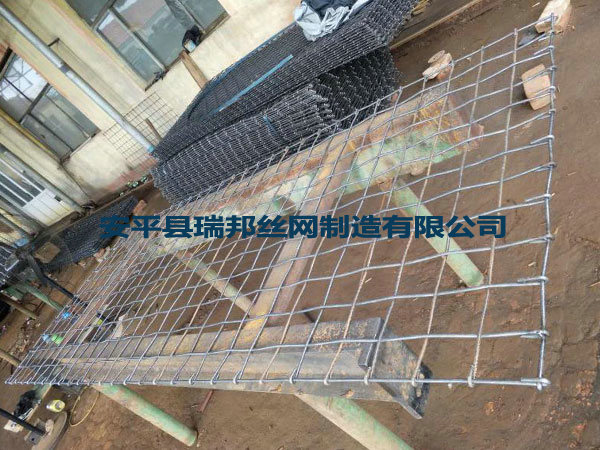 煤礦鋼筋編織網(wǎng)圖片1